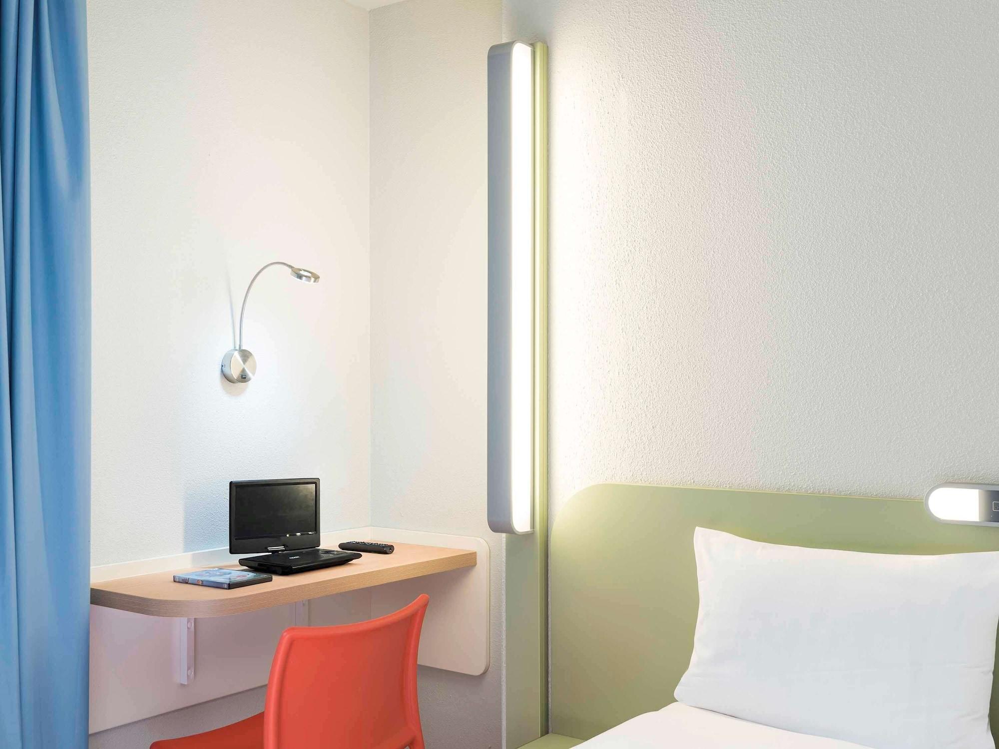 ไอบิส บัดเจ็ต โบบิญี ป็องแต็ง Hotel โบบิญญี ภายนอก รูปภาพ