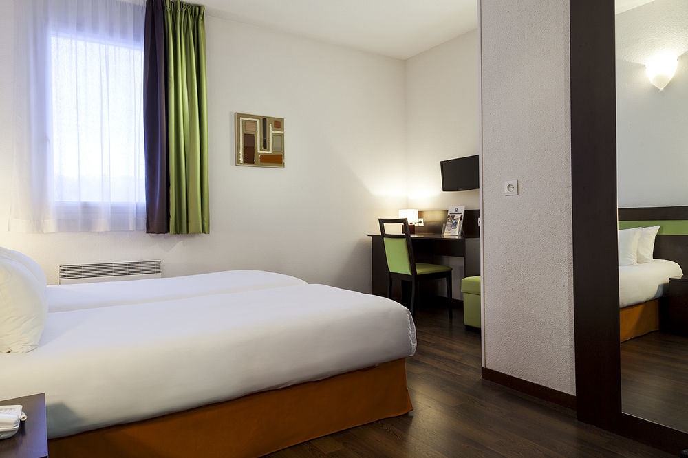 ไอบิส บัดเจ็ต โบบิญี ป็องแต็ง Hotel โบบิญญี ภายนอก รูปภาพ